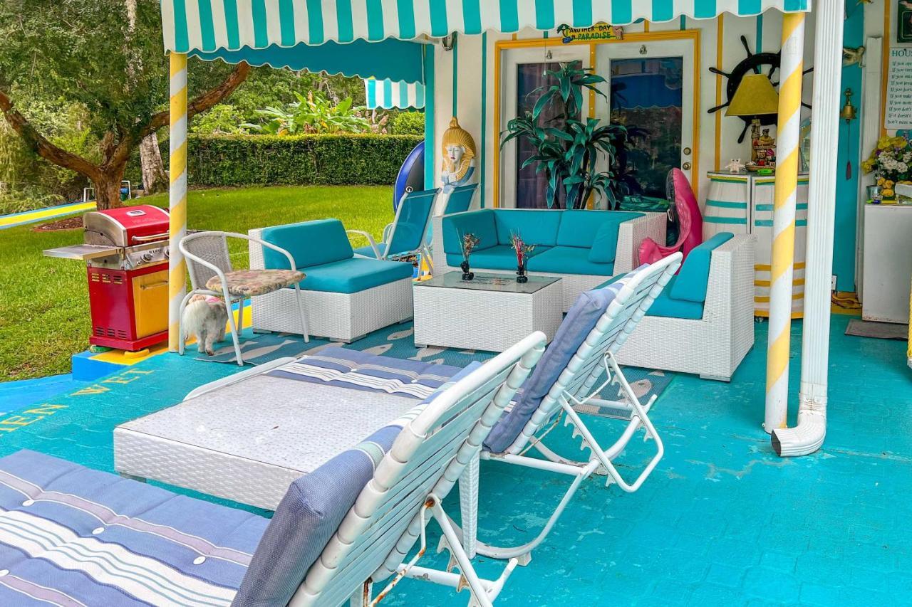 Pams Mermaid House With Riverfront Yard And Lanai! Apartment วีคิวาคี ภายนอก รูปภาพ