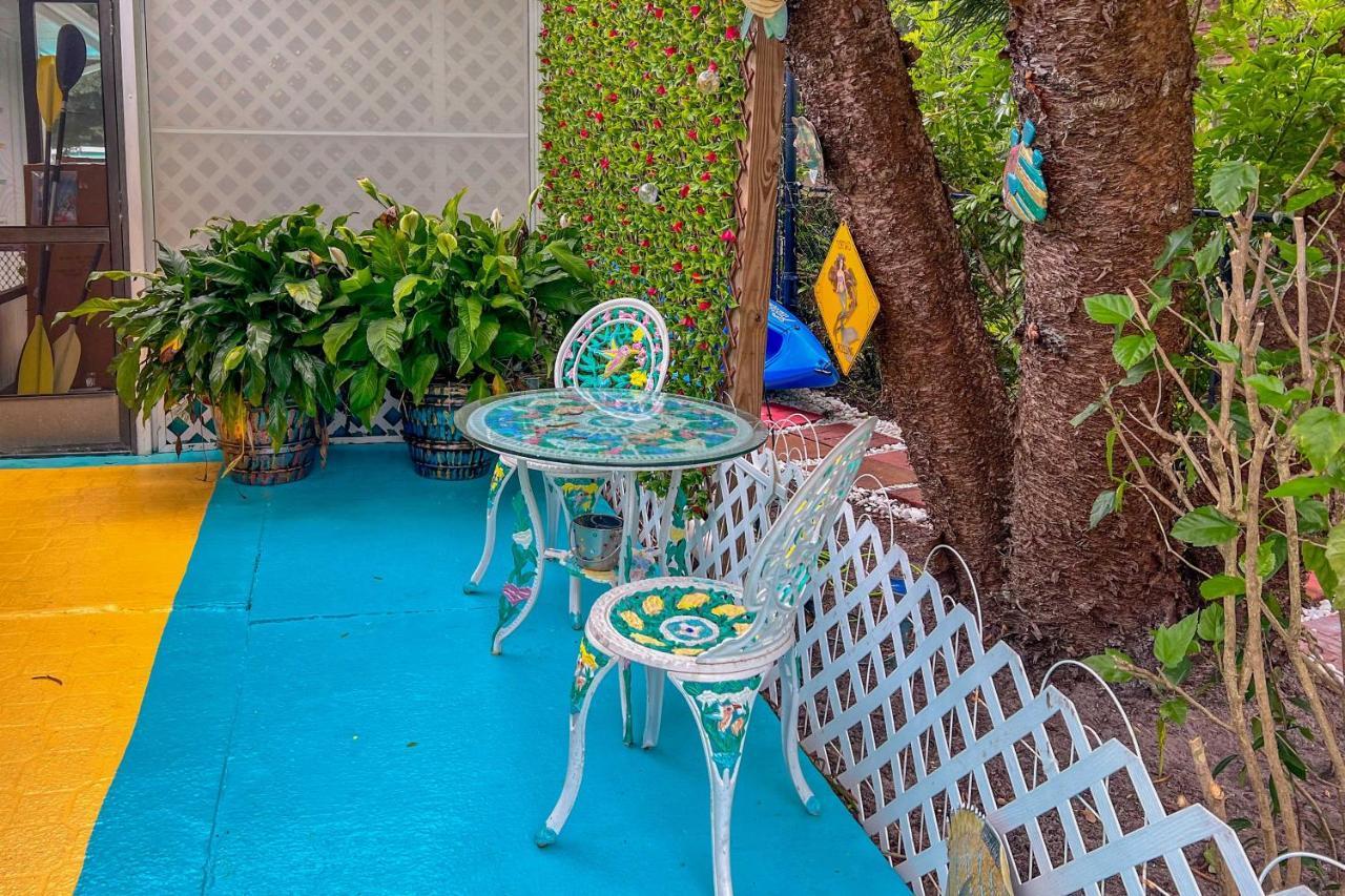 Pams Mermaid House With Riverfront Yard And Lanai! Apartment วีคิวาคี ภายนอก รูปภาพ