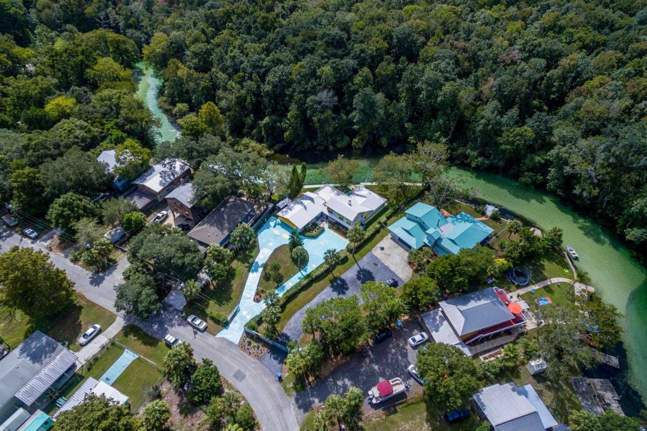 Pams Mermaid House With Riverfront Yard And Lanai! Apartment วีคิวาคี ภายนอก รูปภาพ